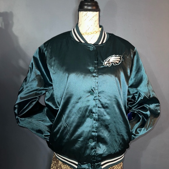 Philadelphia Eagles Satin Bomber Jacket (L)🏈 - Picture 4 of 7